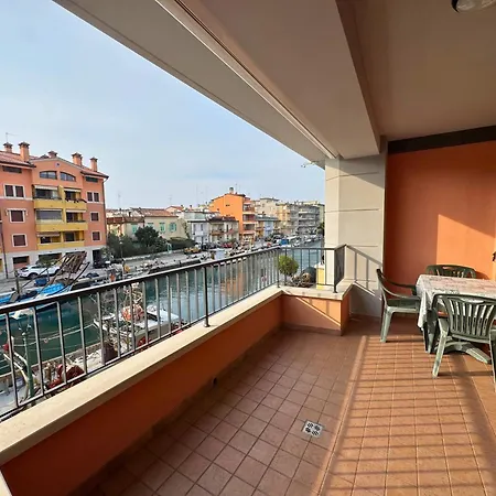 Stella Marina Apartment *